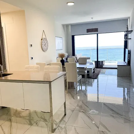 Cosy Sunset Drive Benidorm