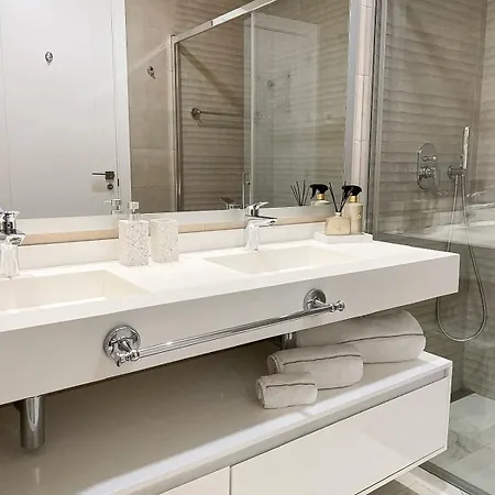 Cosy Sunset Drive Apartment